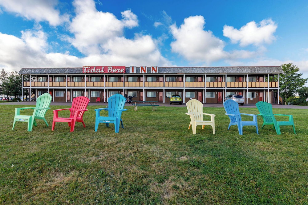 Hotel Tidal Bore Inn