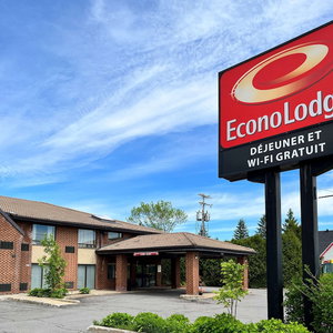Hotel Econo Lodge Airport cazare L'Ancienne-Lorette