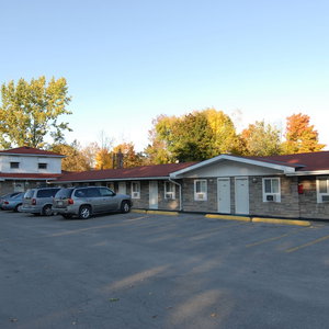 Hotel Kings Inn - Orillia cazare Orillia