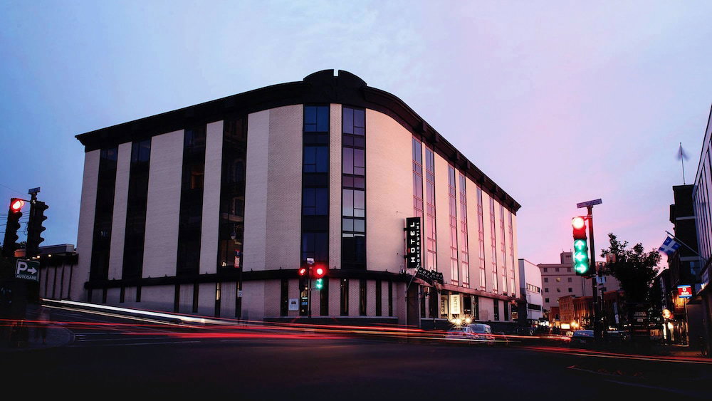 Hotel Hôtel Chicoutimi