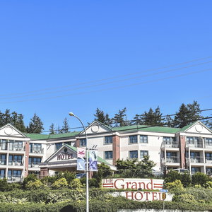 Hotel The Grand Hotel Nanaimo cazare Nanaimo