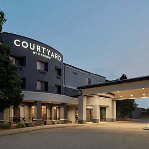 Hotel Courtyard By Marriott Hamilton cazare Hamilton