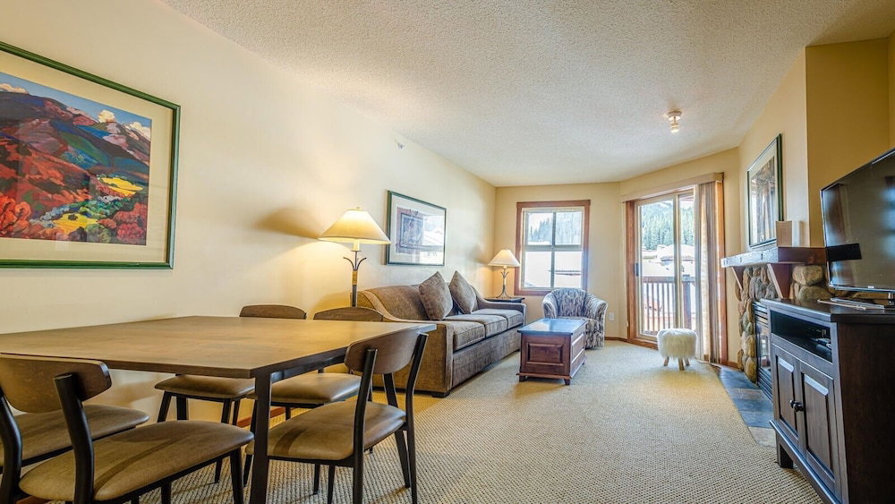 Hotel Fireside Lodge #413 By Bear Country