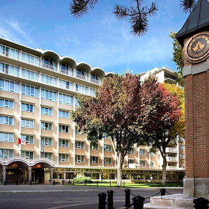 Hotel Sheraton Cavalier Saskatoon Hotel cazare Saskatoon