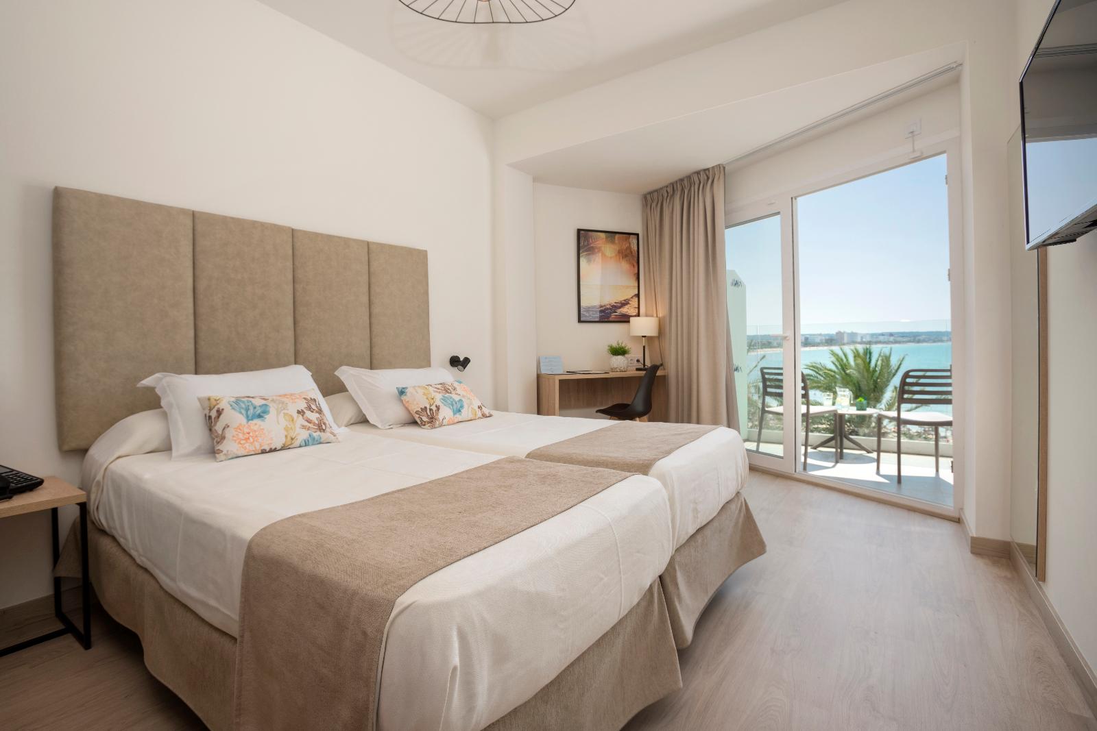 Hotel Las Arenas
