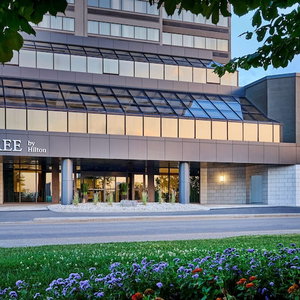 Hotel Doubletree By Hilton Windsor Hotel & Suites cazare Windsor