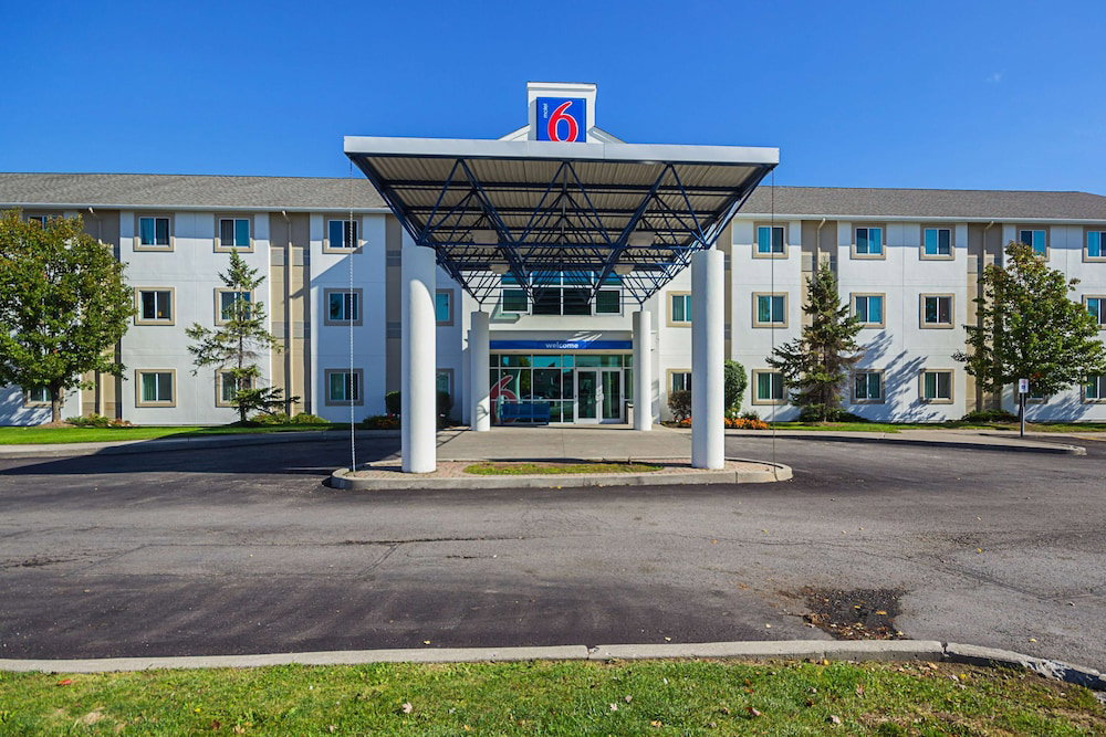 Hotel Motel 6 Whitby, On - Toronto East
