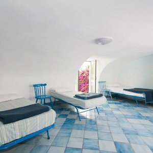 Sejur Ring Hostel vacanta Ischia