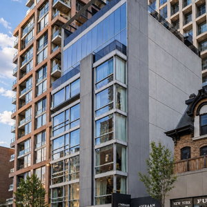 Hotel Nester Finn Entertainment District cazare Bay Street Corridor