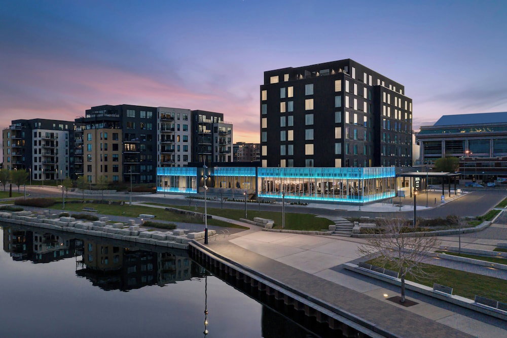 Hotel Delta Hotels By Marriott Thunder Bay