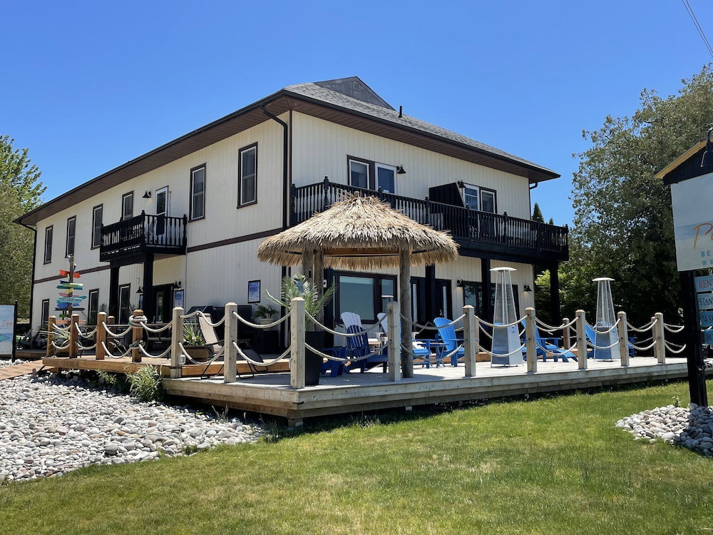 Hotel Paradise Inn On The Beach