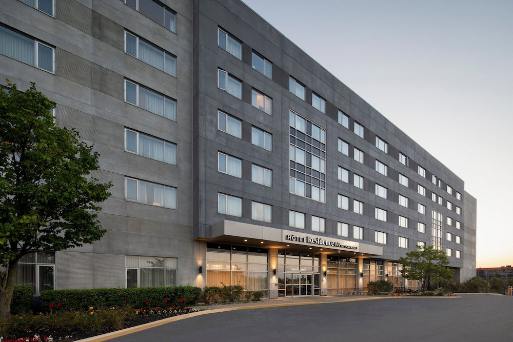Hotel Residence Inn By Marriott Montreal Airport