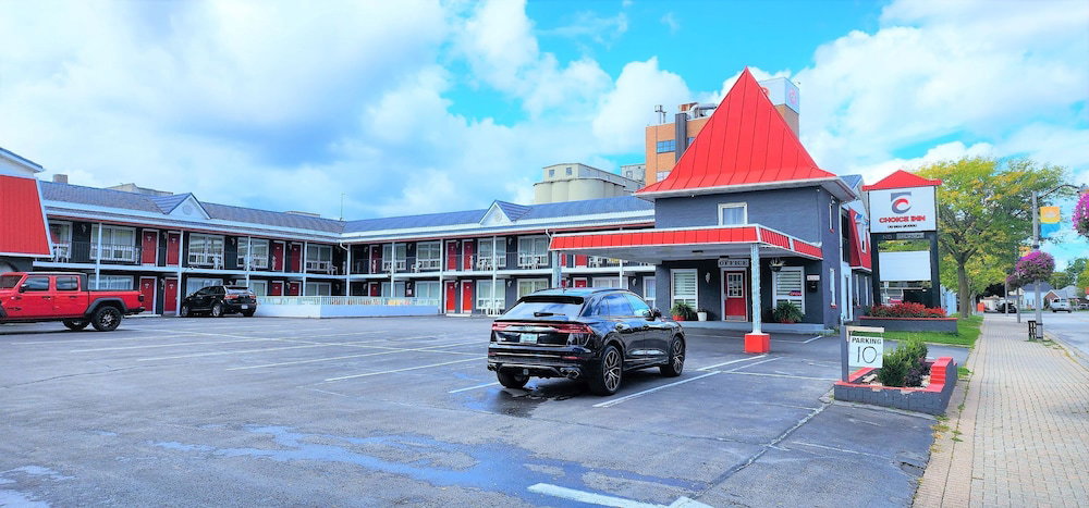 Hotel Choice Inn By The Falls