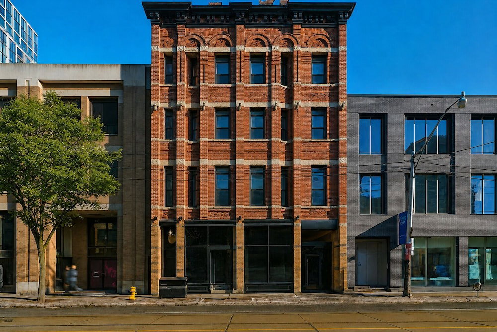 Hotel Nester Finn St. Lawrence Market