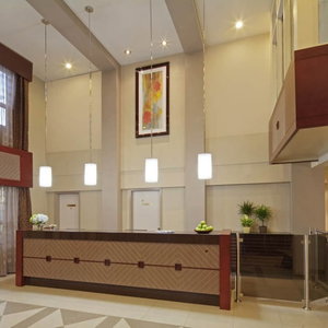 Hotel Travelodge By Wyndham Oshawa Whitby cazare Vanier