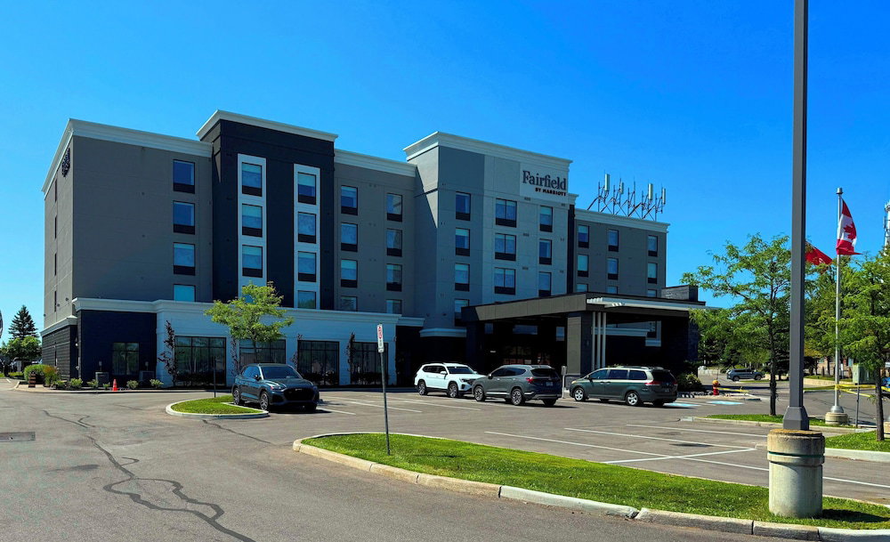 Hotel Fairfield By Marriott Inn & Suites Newmarket