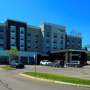 Hotel Fairfield By Marriott Inn & Suites Newmarket cazare Newmarket