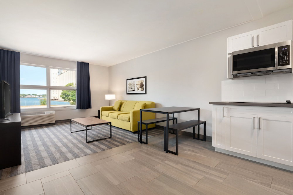 Hotel Days Inn By Wyndham Sarnia Harbourfront