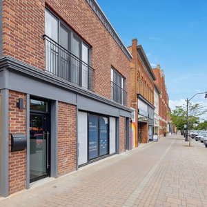 Hotel Downtown Collingwood Condos cazare Collingwood