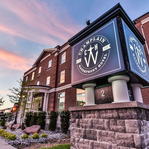 Hotel The Champlain Waterfront Hotel, An Ascend Collection Hotel cazare Orillia