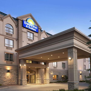 Hotel Days Inn & Suites By Wyndham Collingwood cazare Collingwood