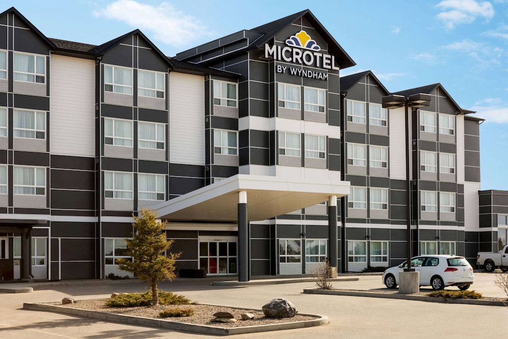 Hotel Microtel Inn & Suites By Wyndham Lloydminster