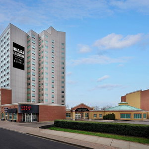 Hotel Niagara Fallsview Hotel cazare Niagara Falls