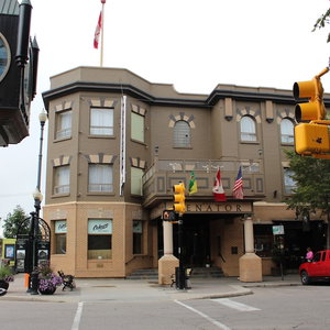 Hotel Hotel Senator cazare Saskatoon