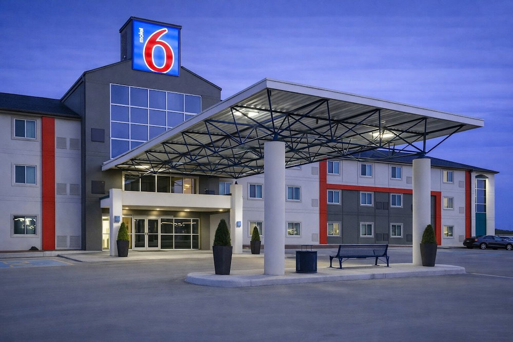 Hotel Motel 6 Saskatoon, Sk