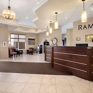 Hotel Ramada By Wyndham Emerald Park/Regina East cazare White City