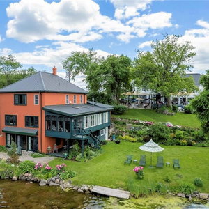 Hotel Upper Rideau Bed & Breakfast cazare Perth