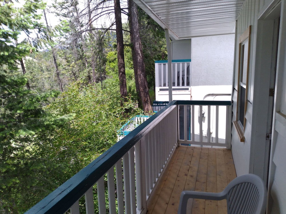Hotel Apple Tree Inn