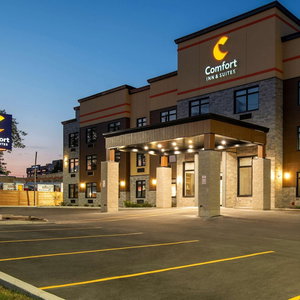 Hotel Comfort Inn And Suites cazare Kingston