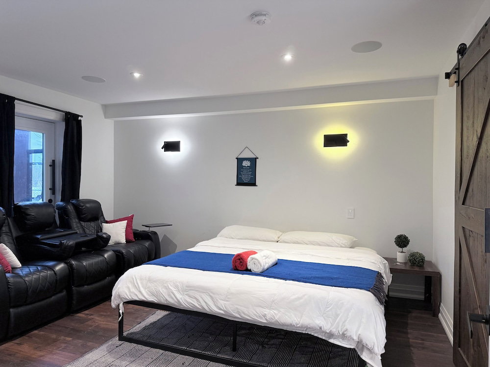Hotel Niagara Retreat Center By Taiji Qi Yoga