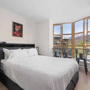Hotel Ace Cascade cazare Whistler