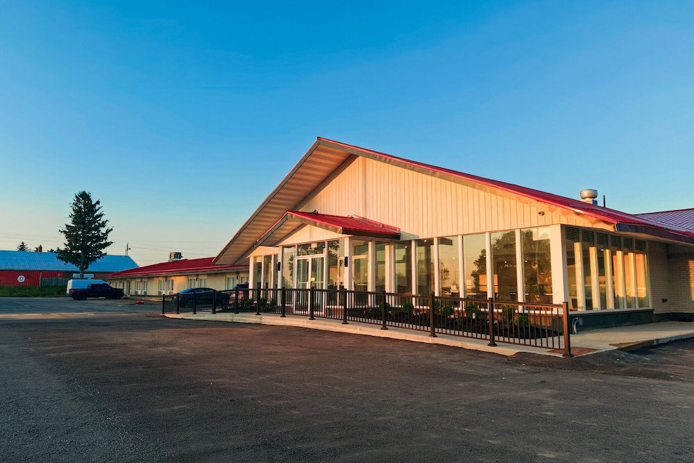 Hotel Skye Hotel Ridgetown