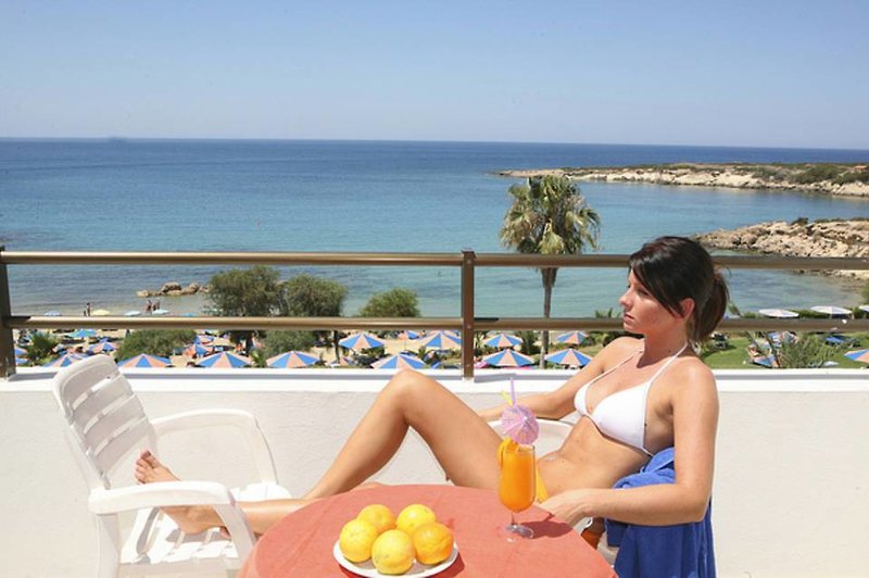 dal travel Corallia Beach Hotel Apartments