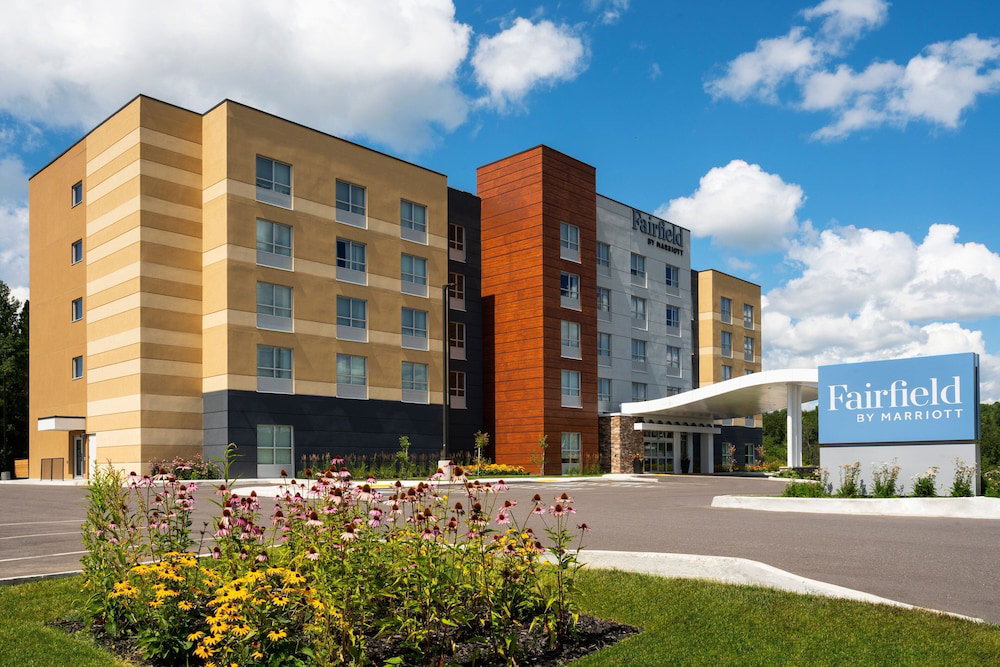 Hotel Fairfield Inn & Suites By Marriott North Bay