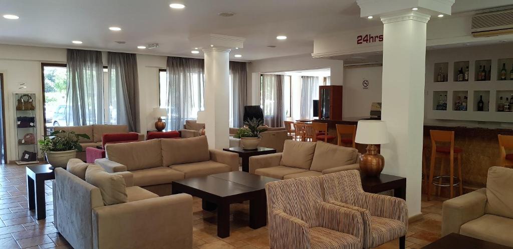 dal travel Helios Bay Hotel And Suites