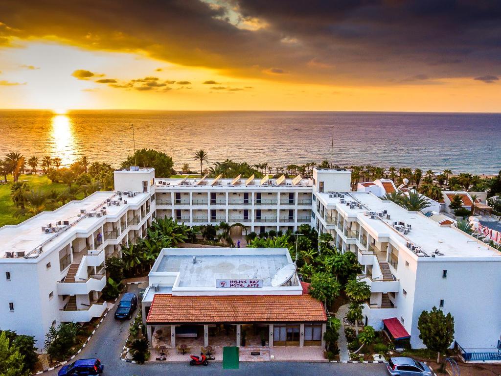 Hotel Helios Bay Hotel And Suites