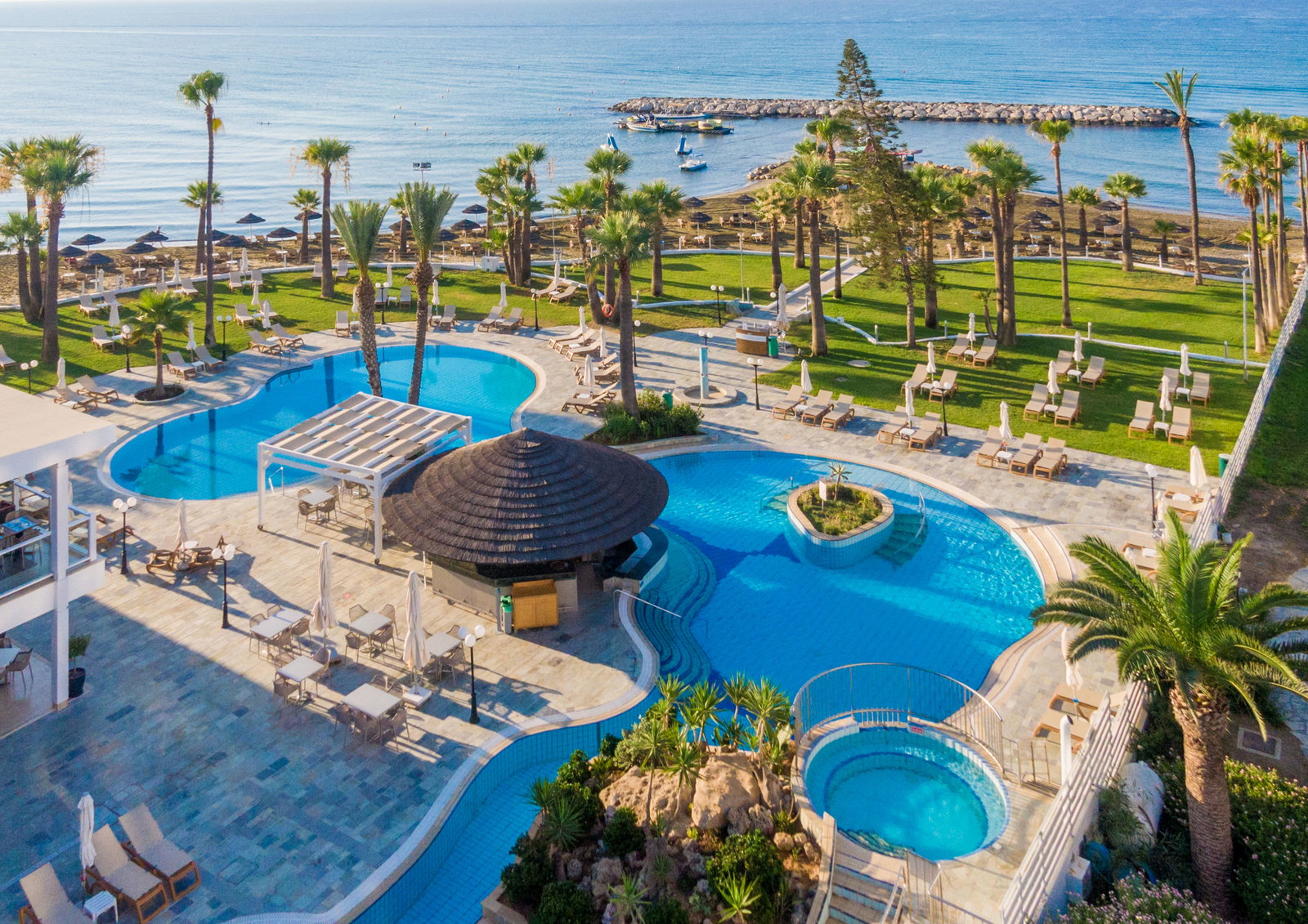 dal travel The Golden Bay Beach Hotel