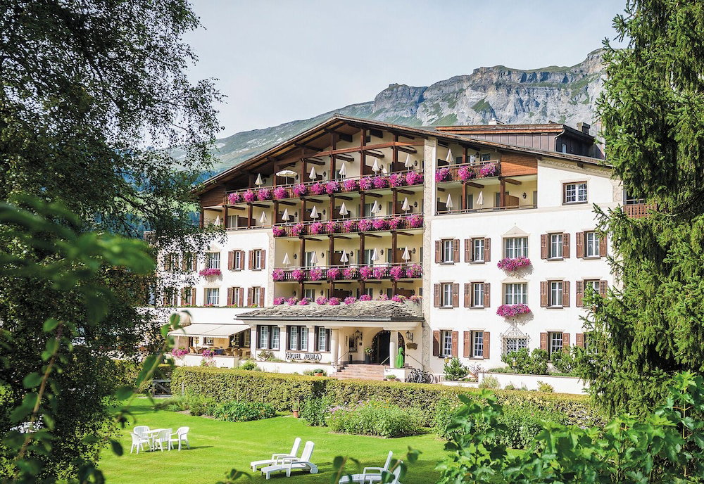 Hotel Adula Hotel