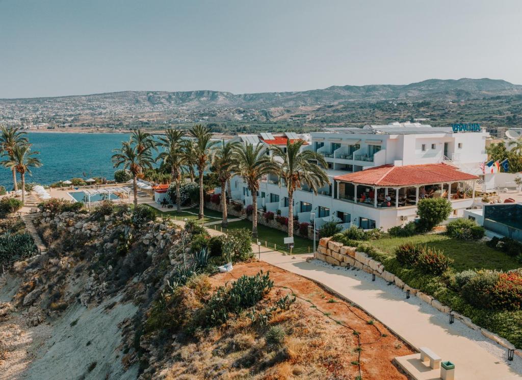 Hotel Vrachia Beach Resort