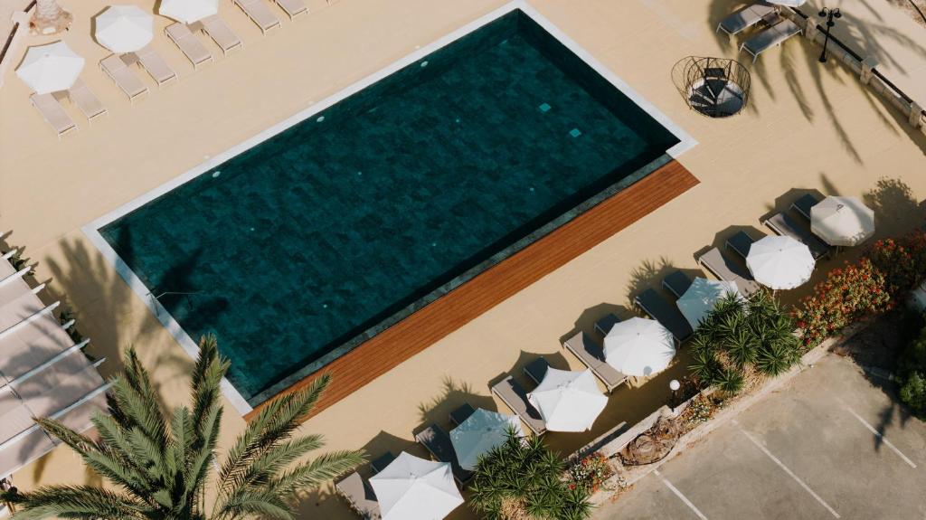 dal travel Vrachia Beach Resort