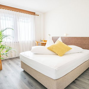 Hotel Hotel Sonne Schwarzenburg Self Check-In cazare Heitenried