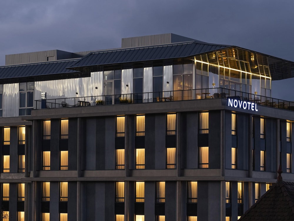 Hotel Novotel Annemasse Centre - Porte De Genève