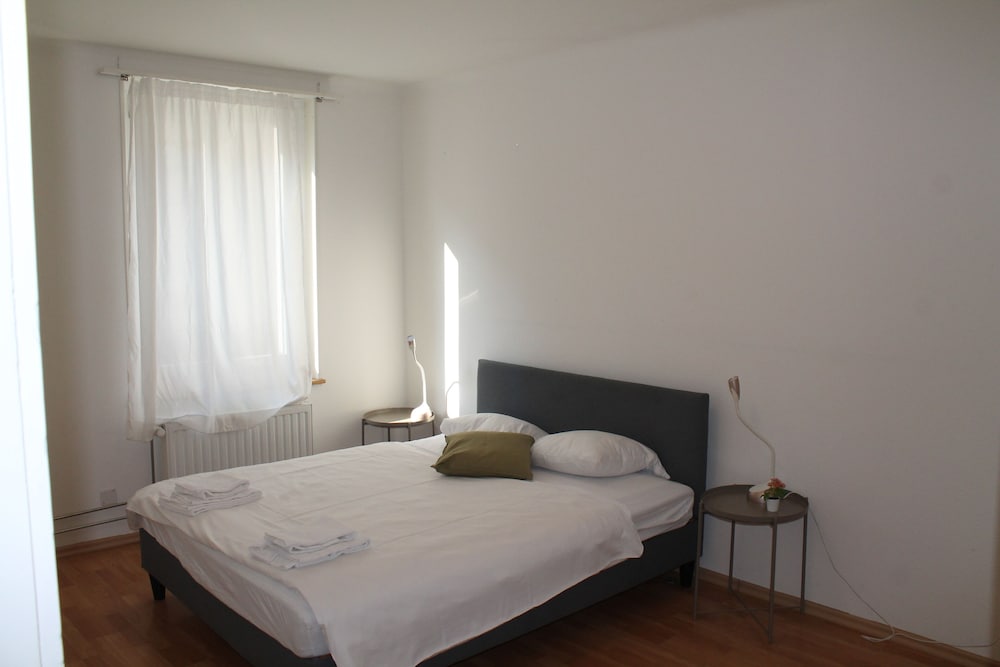 Hotel Swiss Star Eptingerstrasse