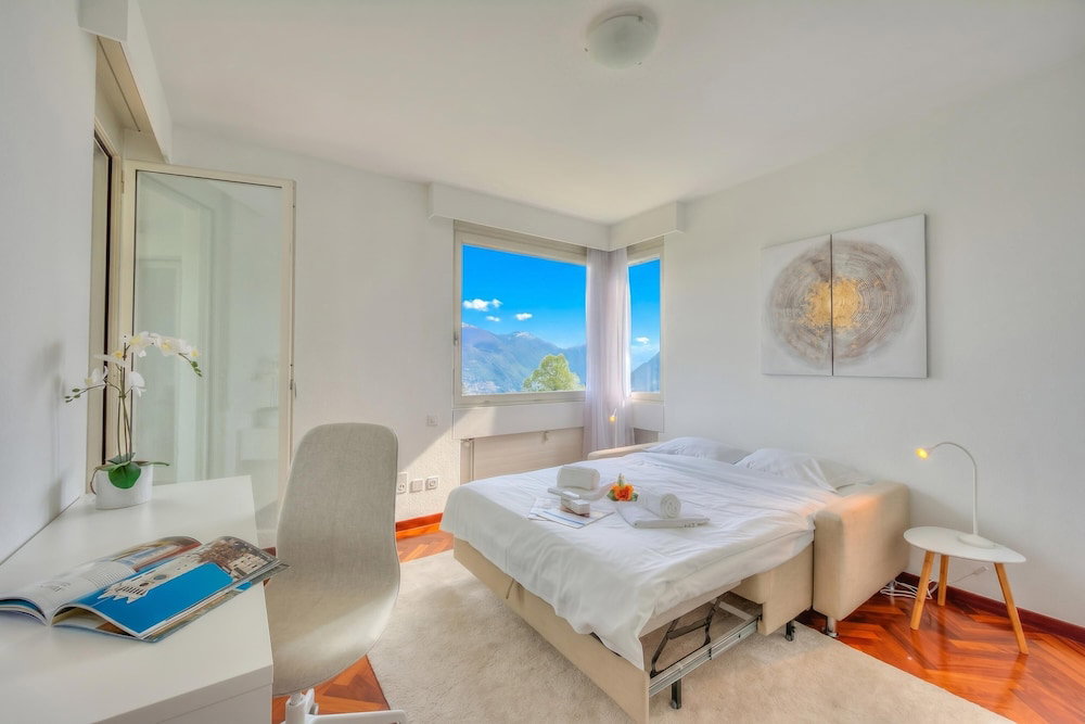 Hotel Residenza Parco Carona With Lake-View