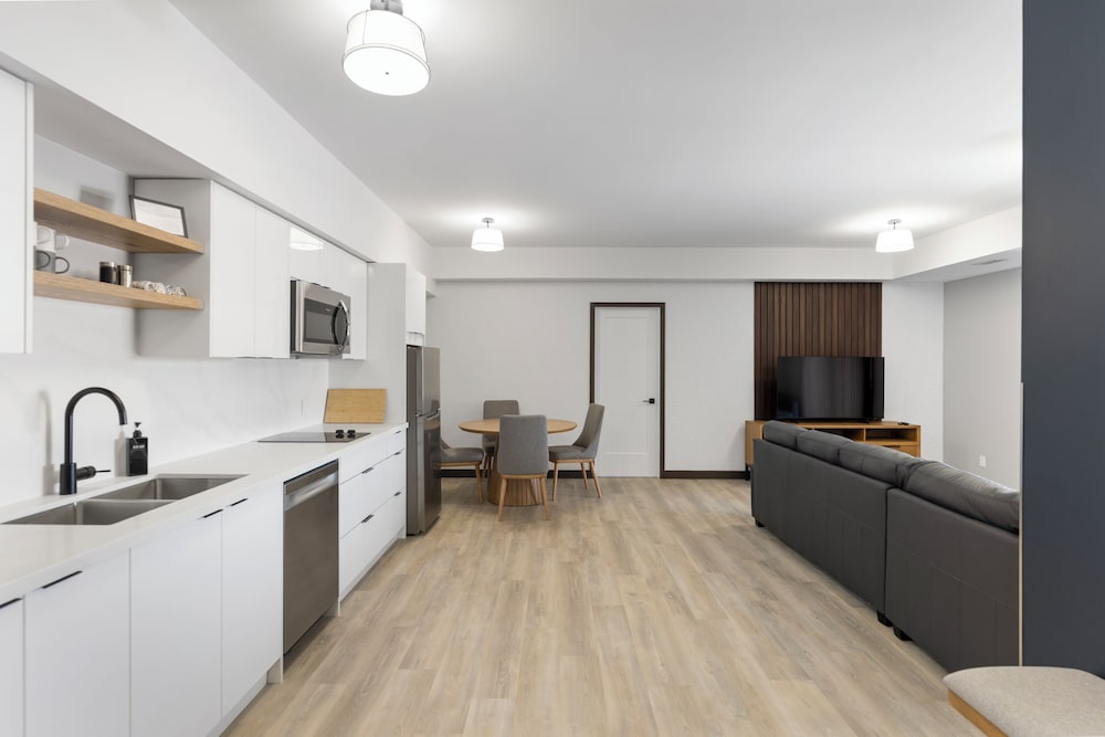 Hotel Lux Suites Extended Stay