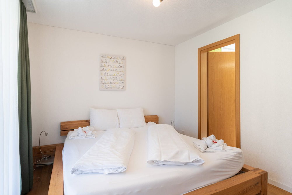 Hotel Chalet Apartments Iseltwald